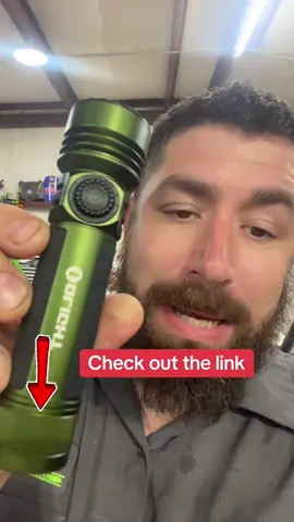 The absolute best flashlight company around. I will never buy another brand. There is just too much that is bad ass with this like.#olight #olightflashlight #edc #everydaycarry #flashlight 