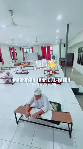 Alhamdulillah hari terakhir peperiksaan awal tahun berakhir dengan peperiksaan sirah dan hadith 