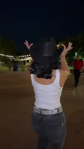 Ride like a rodeo 😙😇 #rodeo #fyp #coronaranch #phoenixaz 