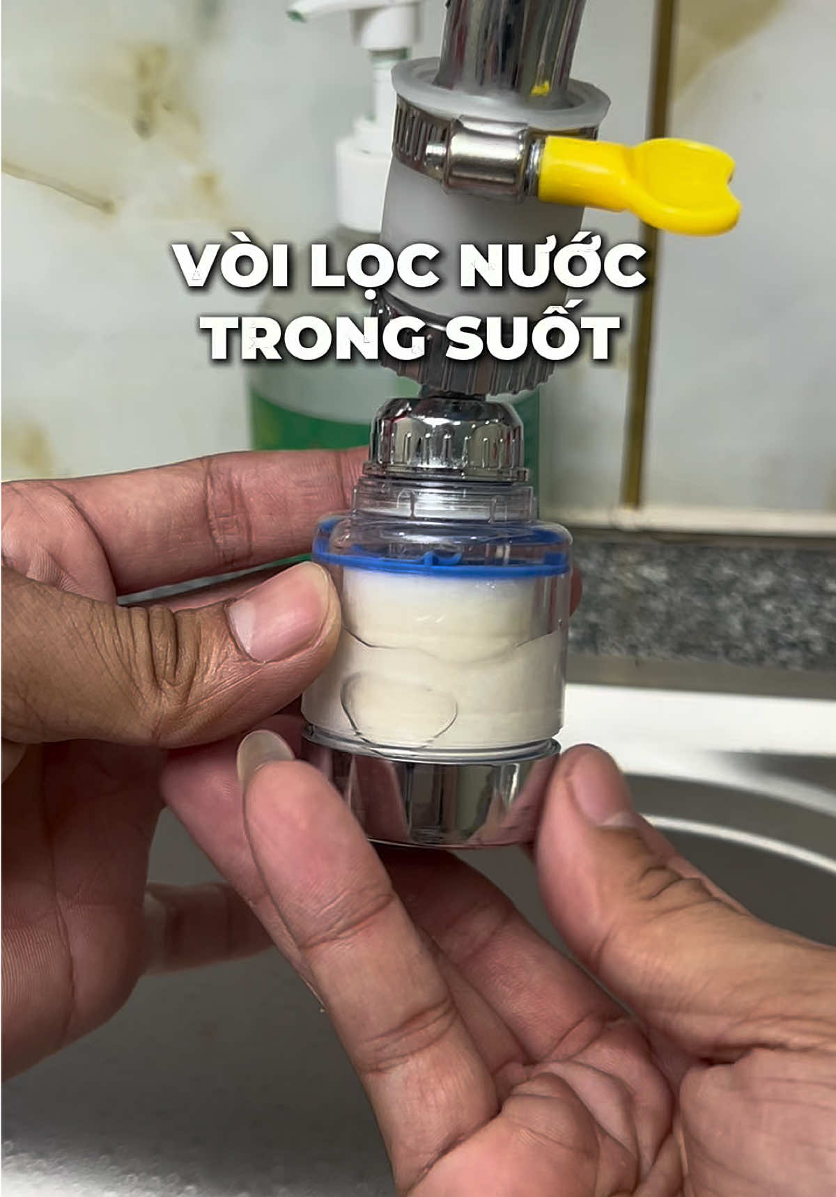Vòi lọc nước trong suốt, dễ dàng quan sát cặn bẩn. #voilocnuoc #daulocnuoc #tamdadungthu #xuhuong 