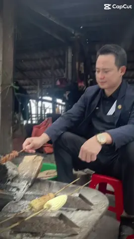 Ai ăn chung Ngô không cho tình cảm nào 