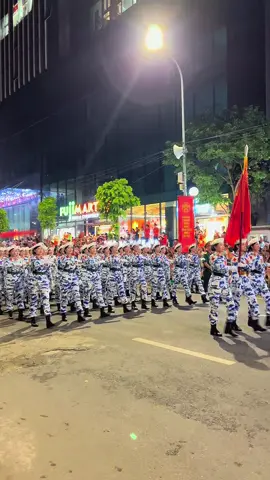 Khối gái xinh quân y#xuhuong #duyệtbinhviệtnam2025 #a80 #thửthách #hữutuanvlog 