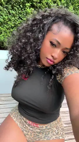 Outfit from meeee link in bio 💕
