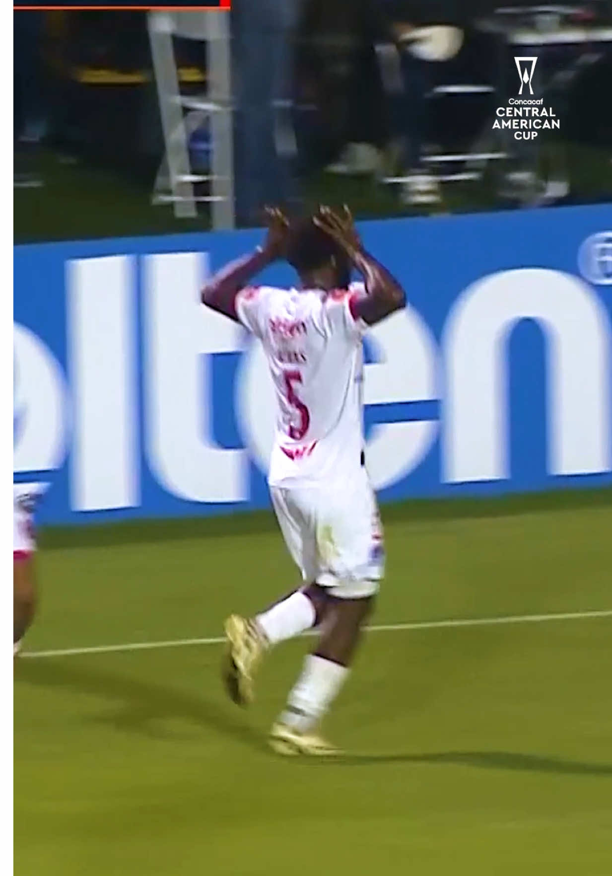 ¡Me pongo de pie! ES UN TREMENDO GOLAAAAAAAAAAAAZO DE OLIMPIA 🎯🚀 #Concacaf #CopaCentroamericana #Olimpia #GOLAZO 