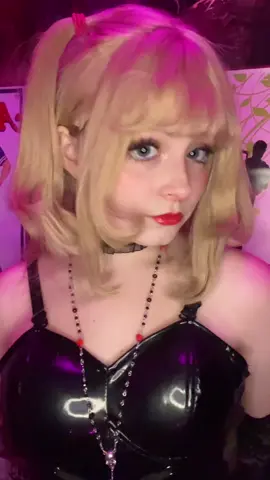 pretend u can’t see my real hair plz thanks u #misaamane #misaamanecosplay #deathnote #deathnotecosplay #fypシ 