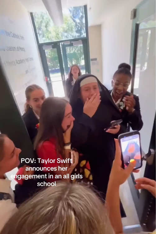after all the heartbreak, she finally has😭 #taylorswift #engagement #Love #foryou #fyp 