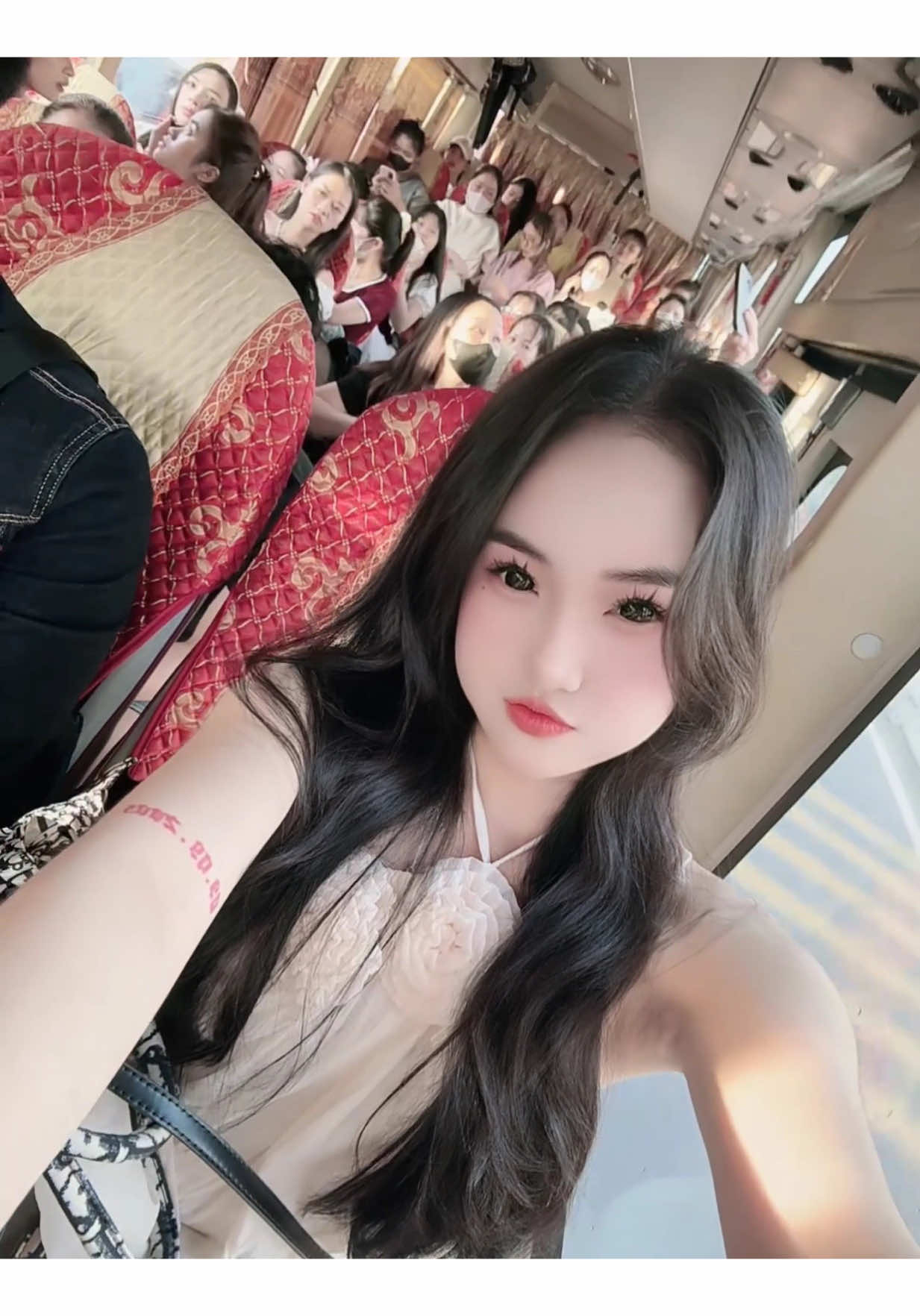 Không mong cả thế giới chiều chuộng,chỉ mong là ngoại lệ của một người suốt 1 đời ❤️#CapCut #xuhuong #kieuutrangg #xuhuongtiktok 