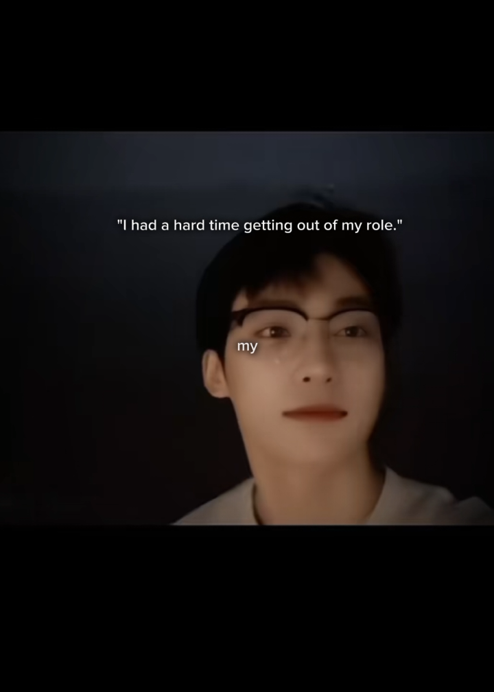 The similarities. Just like Ziyu, Xiao Zhan also had a hard time getting out of his role after the the filming of the Untamed. He was seen crying and anxious at the airport, he went to japan to clear his mind and relax. I know some other info might come out but that's another topic to be discussed another time. #revengedlove #ziyu #xiaozhan #wusuowei #weiying 