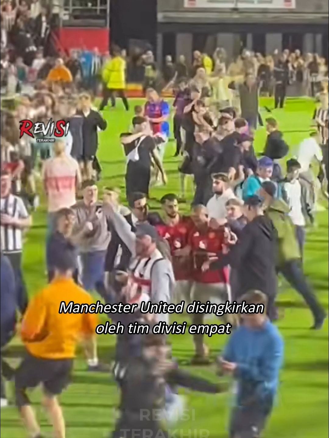 MU kalah ke tim divisi empat! United setelan pabrik telah kembali 🤯😭 #footballtiktok #footballl #trending
