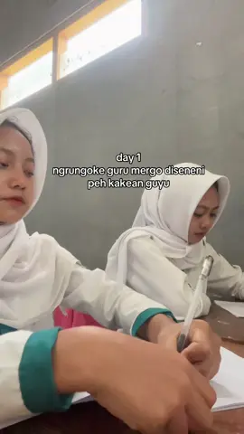 gur kakean guyu😭#fyppppppppppppppppppppppp#masukberanda#foryoupage#4upage@kaeeekaa @NyAa 