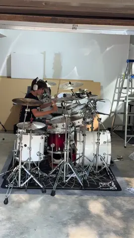 My favorite song again, Bonebreaker by Slaughter to prevail #drums #metaltok #fyp #slaughtertoprevail @Alexterribleofficial @Jack Simmons @RL Drums @ProMark Drumsticks 