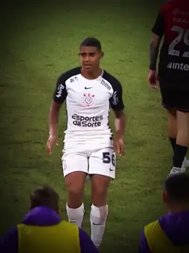 Mlk chegou mostrando que tem cheiro de gol, é diferenciado! 🦅⚫️⚪️ . . . #corinthians #guinegao #copadobrasil #sccp #futebol 