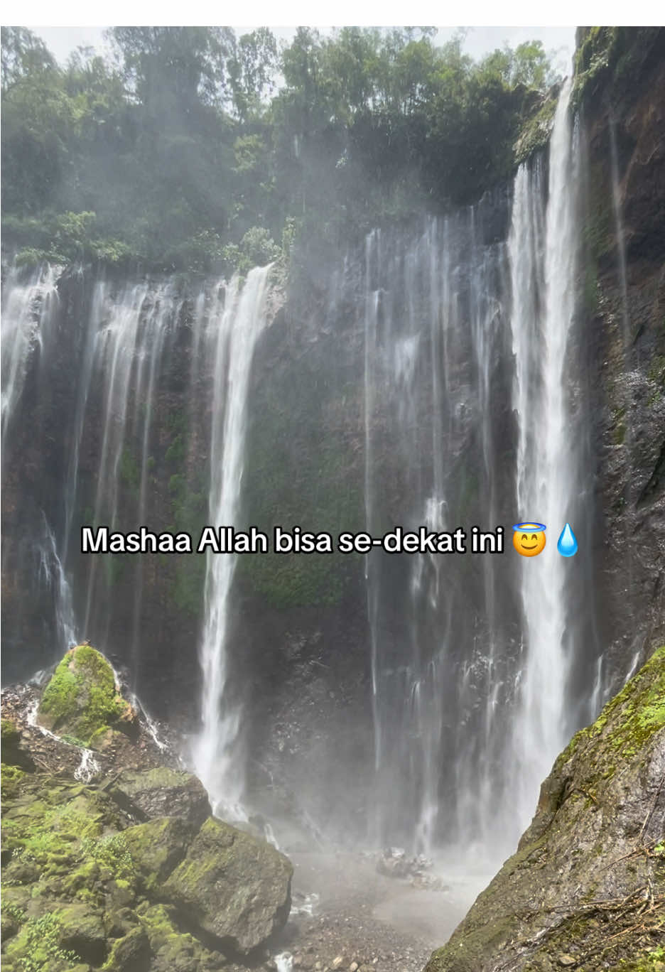 Tumpak sewu se-dekat ini 😍 #airterjun #tumpaksewu #wisatalumajang #jawatimur #indonesia🇮🇩 