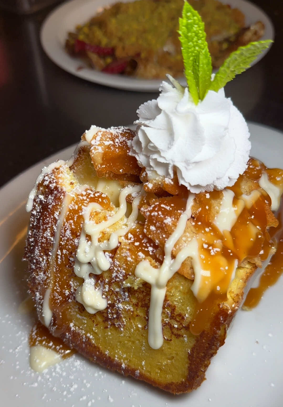 Churro Stuffed French Toast 🍞😌 #frenchtoast #churro #Foodie 