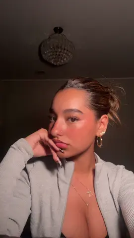 Nose pierced and Idk how to act now 