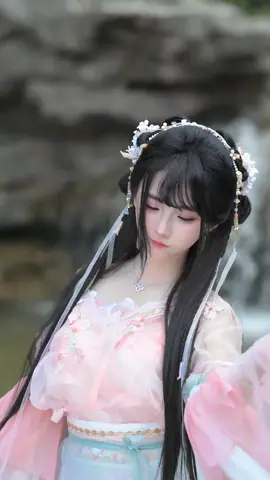 #张雅倩 #hanfu汉服 #hanfuchinese #douyin抖音 #gaixinhchina 