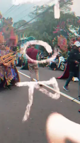 Keseruan karnaval Trawas Mojokerto #trawas #trawasmojokerto #karnavaltrawas #dronevideo #hutri80 