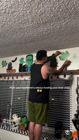 He’s truly the best 🥹🖤👻 #halloweeneveryday #halloween #spookyseason #fyp 