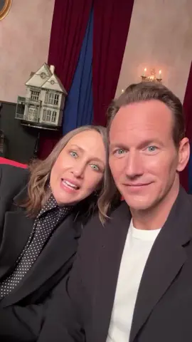 Trae a todos tus demonios y compra tus boletos de #ElConjuro4: Últimos ritos YA - 4 de septiembre, solo en cines. Boletos en la bio. #PatrickWilson #VeraFarmiga #TheConjuring #Terror #Peliculas