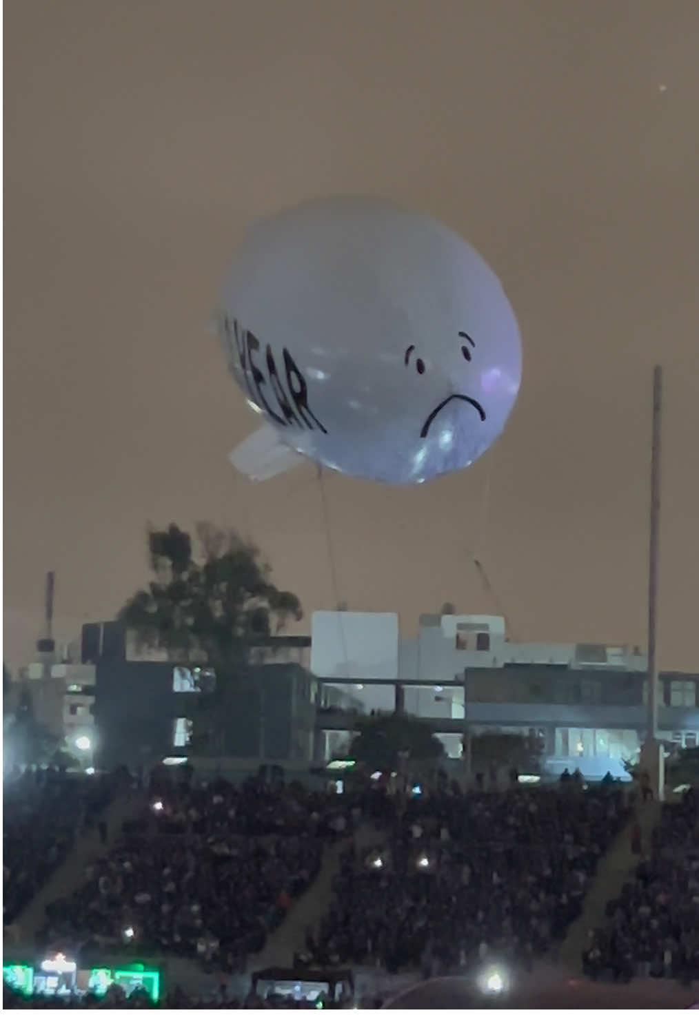 El globito de Green Day se robó el show en el concierto de Green Day en Lima, Perú 🇵🇪  #greenday #greendayperu #conciertogreendayperu2025 #conciertoperu #greendayfans 
