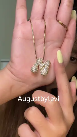 ✨less is more…แต่ความชิคคือเต็มร้อย #augustbylevi #สร้อยตัวอักษร #ป้ายยาเครื่องประดับ #เครื่องประดับสายฝอ