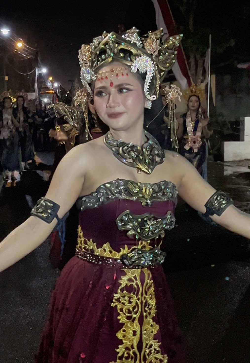 Embun e kegeden gusti 🌧️ @Dhesy angga #karnavalwonokerto #banturmalang #malang24jam #viralfyp #fyp 
