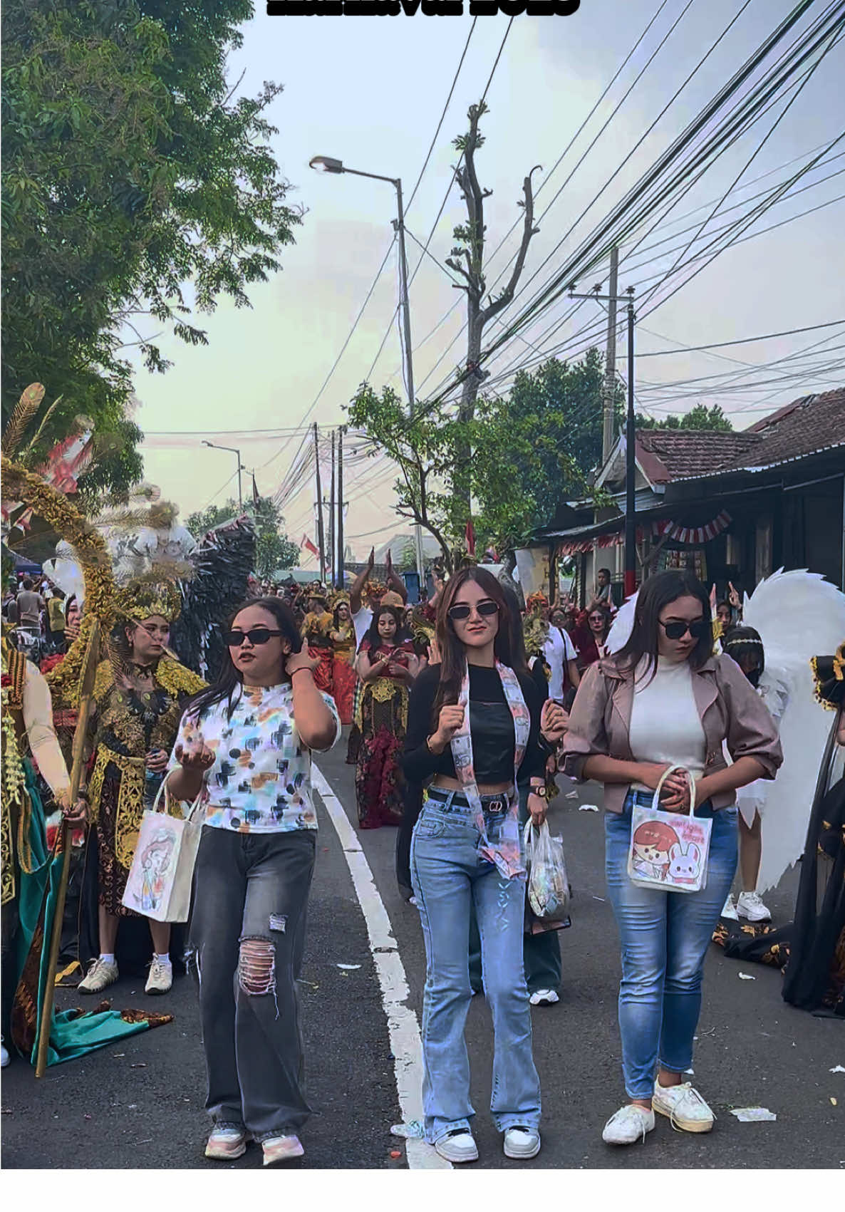 Punya cerita bersama @𝐂𝐇𝐄𝐋𝐋𝐎𝐖𝐑𝐞𝐚𝐥💋 @mama_nilam_ Terimakasih mama dan cc#ichachellow #dancerhoreg #vyp #fyppppppppppppppppppppppp #pacetmojokerto 