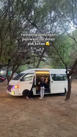 langgehhh 😬 mari atur jadwal piknikmu 👋🏻 #sewahiaceponorogo #fypシ゚  #driverstory #mariwisata  #fypage #promoseruweekend 