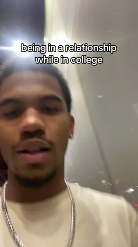 ppl stay commenting on my relationship in college bruh #viral #fyp #yap #college 