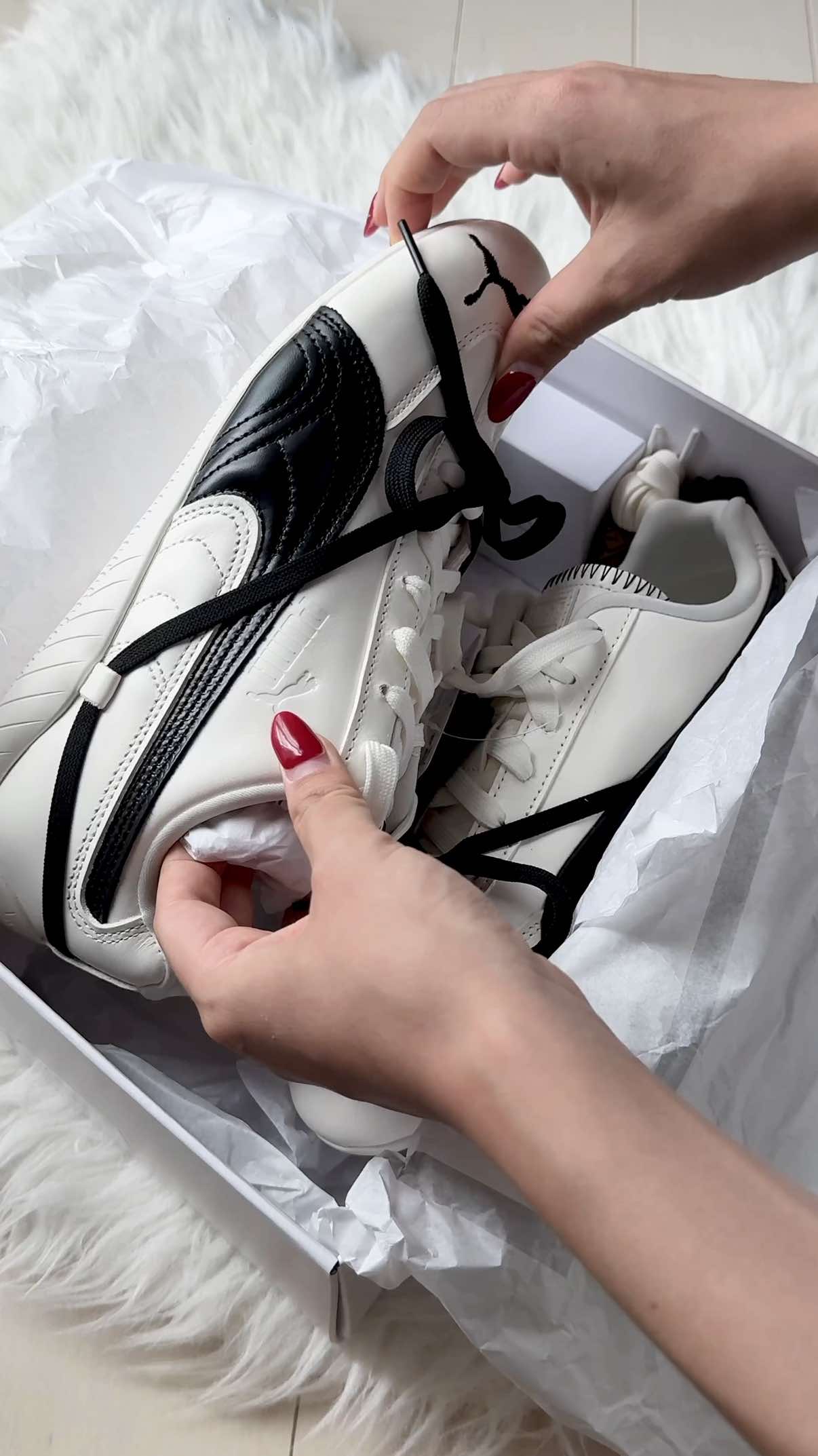 @PUMA x @ROSÉ speedcat <3  #puma #rosé #roses_are_rosie #speedcat #pumaxrosé 