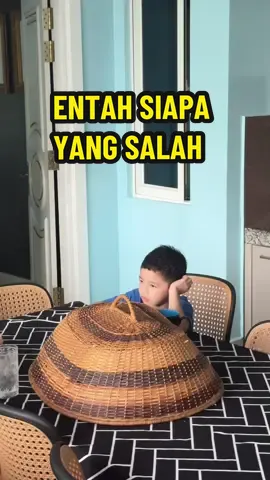Admin nak nangis atau sedih pun tak tahu .. Korang rasa macam mana. Lagi berapa hari Cco dah nak masuk sekolah. Admin akan payungkan video CCO nanti. Korang yang belum follow cepat follow. Nak Admin payung apa, Cer  komen.. #i 
