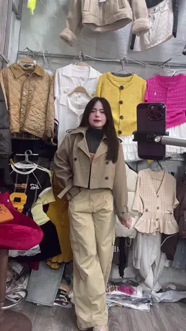 #xuhuong #xuhuongtiktok #thoitrangnu #aokhoac #moingaymotoutfit 