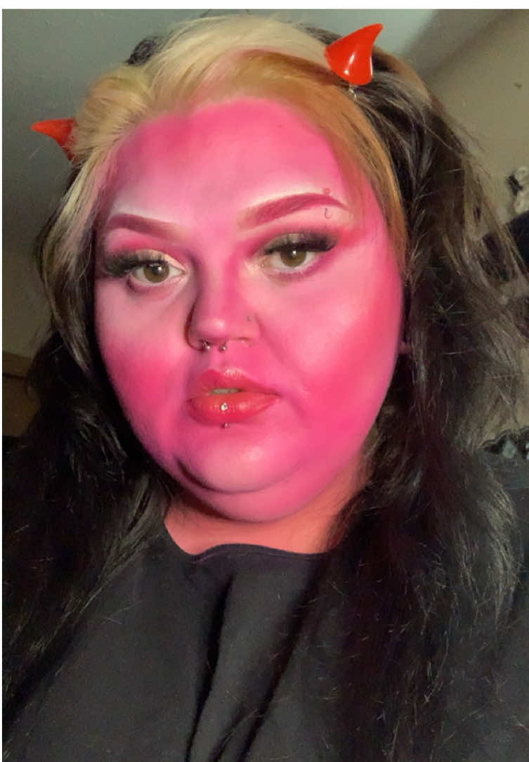 If I had a hormone monster, this is what’d she look like…… Pink & CUNTY 💕 @UCANBE @Morphe Cosmetics @L.A. Girl Cosmetics #fyp #makeup #beauty #makeuptok #makeupaddict 