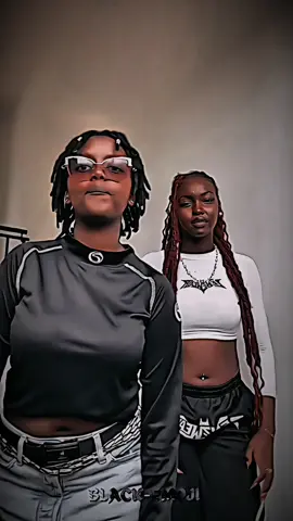 TBT innit 📍 #fypシ゚ #trendingchallenge #blackemojiedits #newtrend #wekaweka @Lindseyyy @❄️Natasha❄️ 