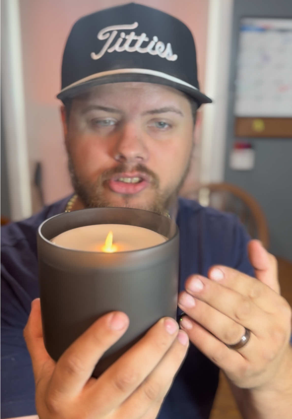 These are the only candles I am buying from now on! #FlamelessCandle #Diffuser #EssentialOil #HomeDecor #HomeEssentials 