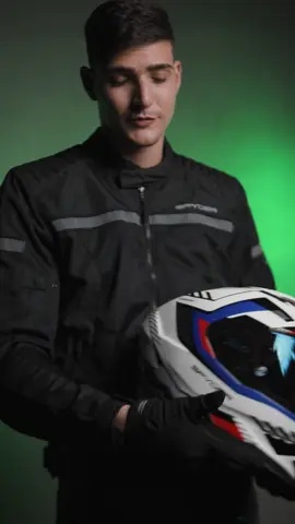 The SPYDER ENIGMA is here. 🔥 Built tough for protection, styled for the ride.Dual visor. Pinlock-ready. ECE 22.06 certified.Ready to hit the road? 🏍️💨👉 Grab yours today!#WeLiveForTheRide #SpyderEnigma