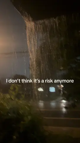 Very wet outside #riskofrain2 #ror2 #rain #videogames #fyp 