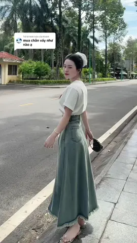 Trả lời @Khánh tầm này mua đồ đi lễ 2/9 hoặc thăm chú bồ đội quá hợp lí