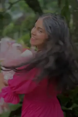 සතුටින් ඉතින් ඉව්වද ඔයා  🥹💔