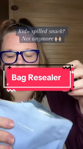 Game changer 🙌 Finally a way to reseal snack bags so the kids don’t spill them all over the car or couch 😅 Keeps food fresh and mess-free—every crunchy mom’s dream! ✨ #SnackTimeHack #MomLifeEssentials #KitchenGadgetFinds #NoMoreMess #tiktokshoplabordaysale  