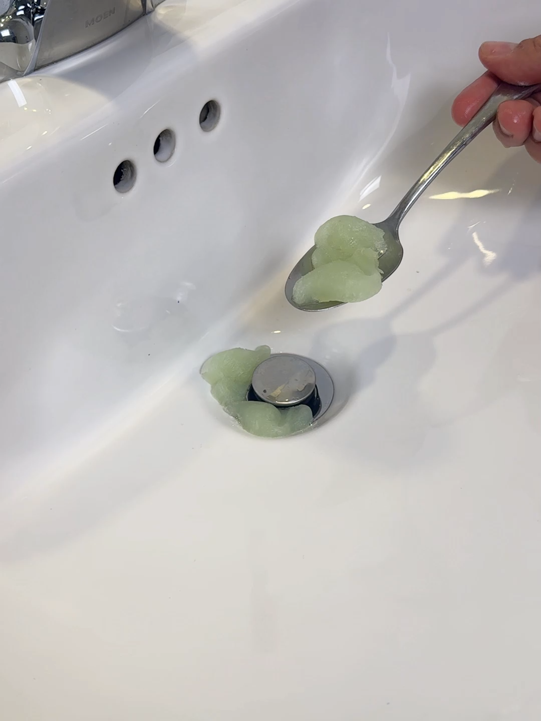 Drop this in your sink to stop clogs forever! #plumber #homehacks
