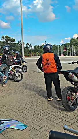 #supermotoindonesia #westsupermoto #krackerketapang #krackersanggau 