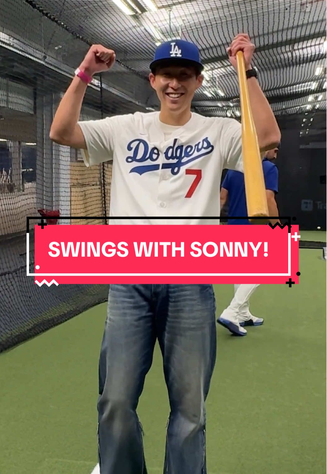 Sonny taking swings in the cage! #dodgers #sports #losangeles #futbol #Soccer 