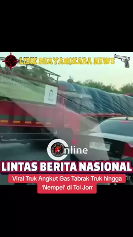 Viral Truk Angkut Gas Tabrak Truk hingga 'Nempel' di Tol Jorr  Kecelakaan yang melibatkan dua unit truk terjadi di ruas Jalan Tol JORR arah Cikunir. Salah satu truk muatan gas elpiji menabrak belakang truk tronton hingga tersangkut dan jalan 'bergandengan'.  Kejadian ini terekam video amatir dan viral di media sosial. Dalam rekaman video yang beredar terlihat truk pengangkut elpiji tersangkut di belakang truk tronton.  Namun, sopir truk tronton yang ditabrak itu tidak berhenti. Si sopir truk tronton terus melajukan kendaraanya.  Terlihat muatan gas 3 kilo yang diangkut truk korban berantakan, bahkan ada yang 'loncat' ke atas muatan truk tronton di depannya. Bagian belakang truk tronton terlihat masuk ke kabin kemudi.  Narasi menyebutkan korban masih berada di dalam truk saat kecelakaan itu. Namun, sopir truk tronton yang ditabrak tampaknya tak menyadari dan terus melaju membawa truk elpiji.  Satuan Patroli Jalan Raya (PJR) Ditlantas Polda Metro Jaya telah turun ke lokasi dan melakukan pengecekan. Peristiwa ini terjadi sekitar pukul 07.30 WIB pagi tadi.  
