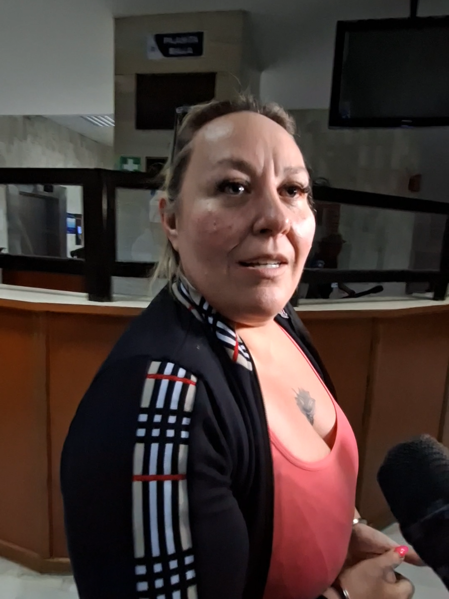 Declaraciones de Martha Castañeda luego de escuchar los motivos de su detención en torre de tribunales. #periodismo #work #journalism #audiencia #guatemala 