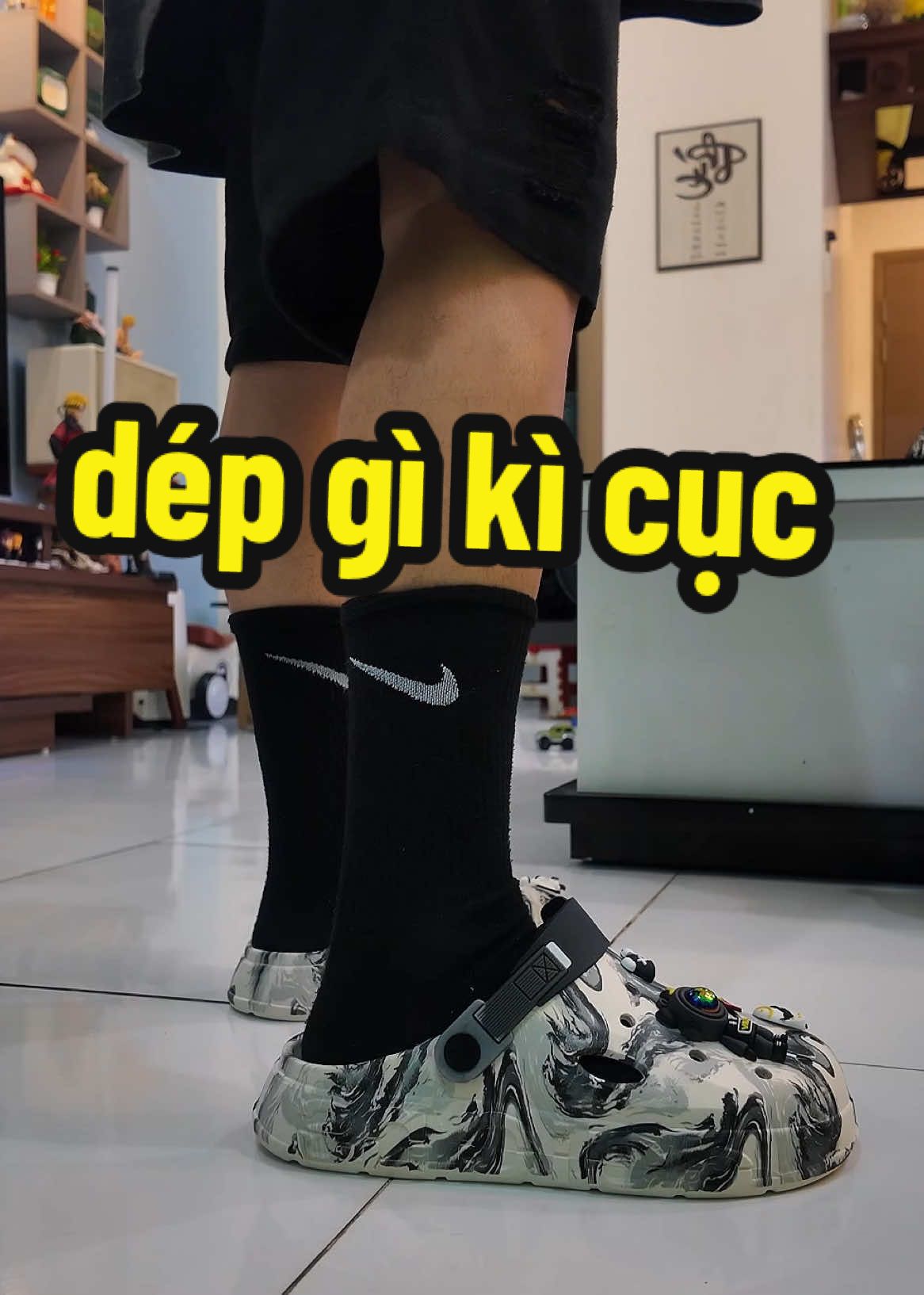 dép gì kì cục 😅😅 #bocualac #depcross #depcrosshottrend 