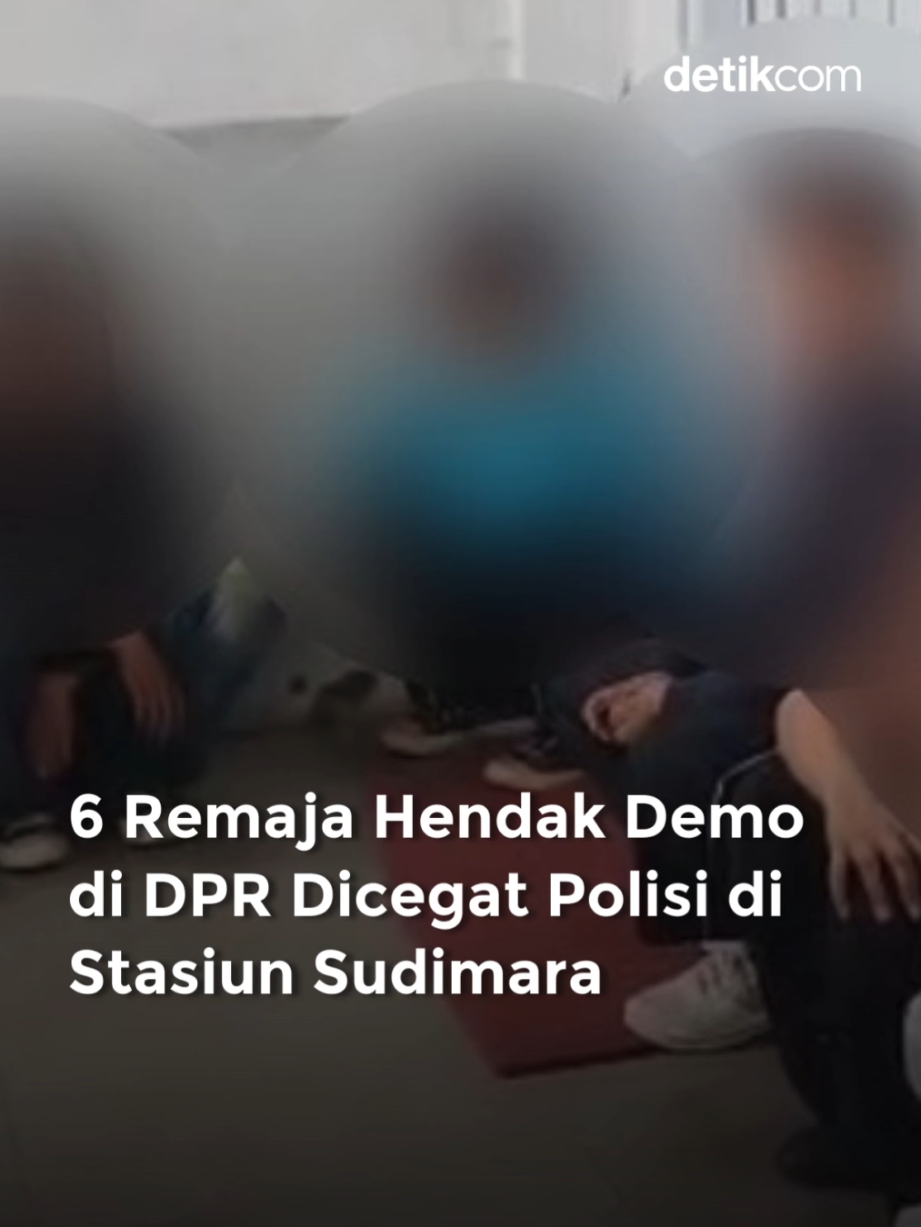 Jajaran kepolisian di sejumlah perbatasan Jakarta melakukan penyekatan untuk mengantisipasi pelajar yang akan ikut demo di gedung DPR RI. Pagi ini sebanyak enam remaja, dua di antaranya pelajar SMA, dicegah polisi di Stasiun Sudimara, Ciputat Timur, Tangerang Selatan. 