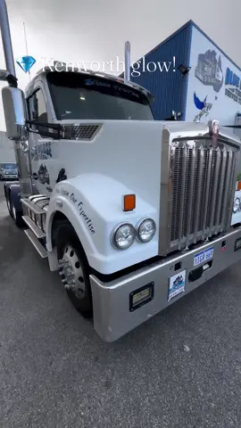 💎 Big rig, big shine – Kenworth done right! #viral #trending #fyp #peth 
