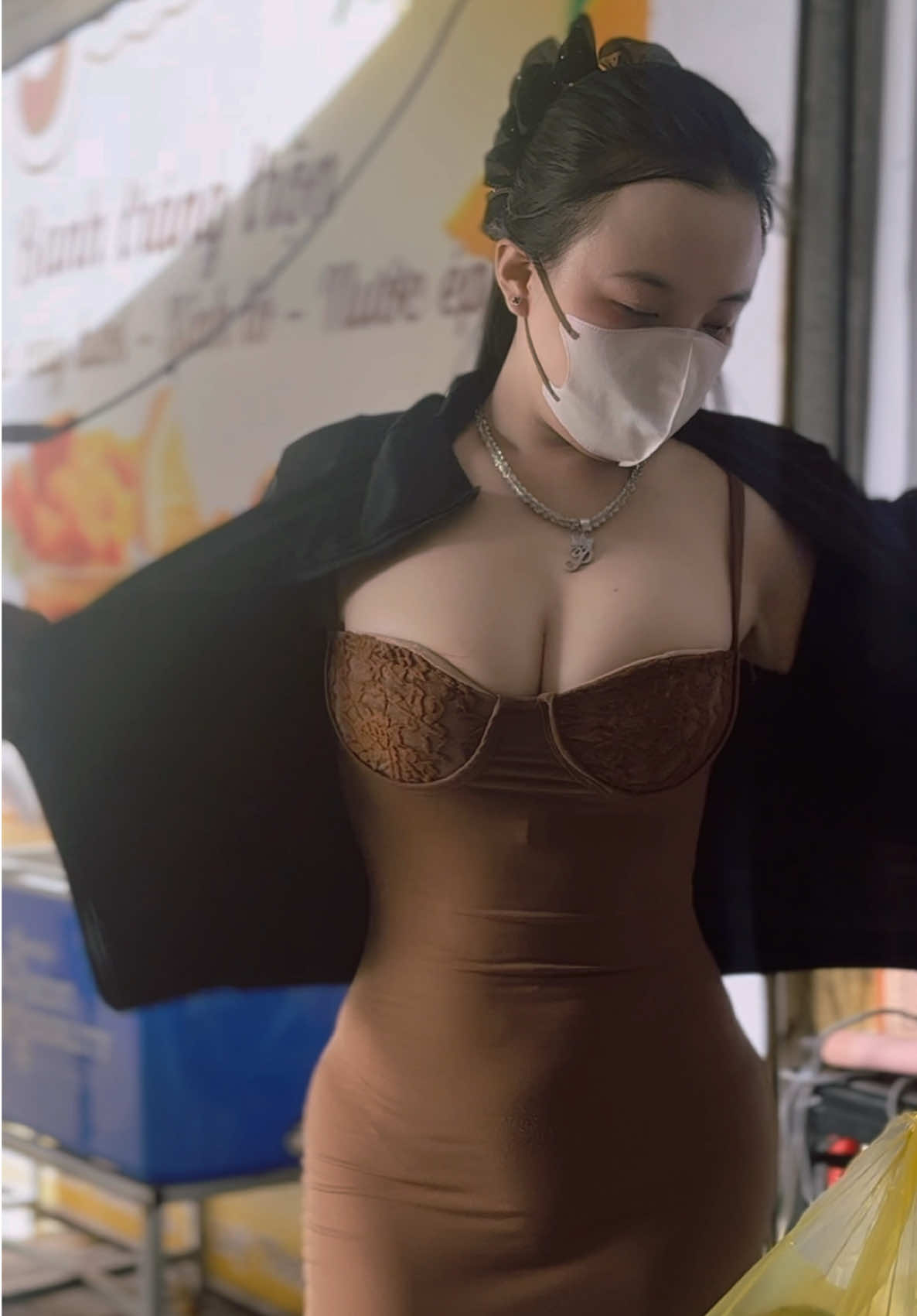 Bán nước ép chứ hỏg có bán caffe. #chi2covo #trending #xuhuong #treddingvideo #xh 