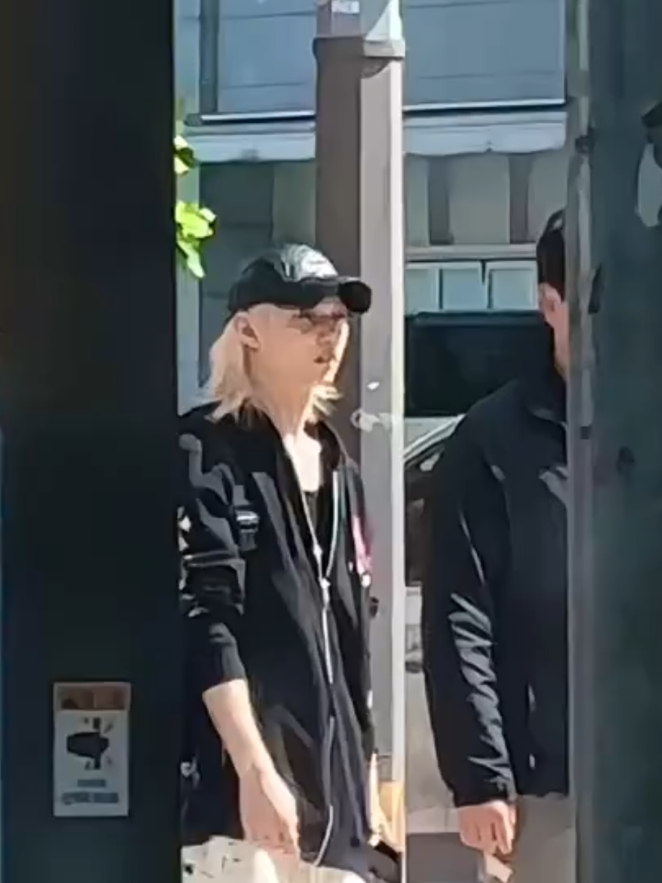 Felix looks like a walking sunshine ✨️🤍 